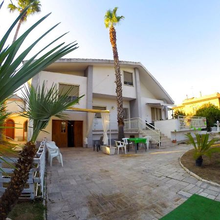Villa Delle Pleiadi Кастел Волтурно Екстериор снимка